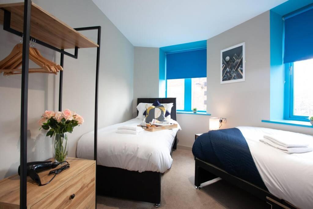 Stylish Central Location 2Bd Apartment Уиган Экстерьер фото